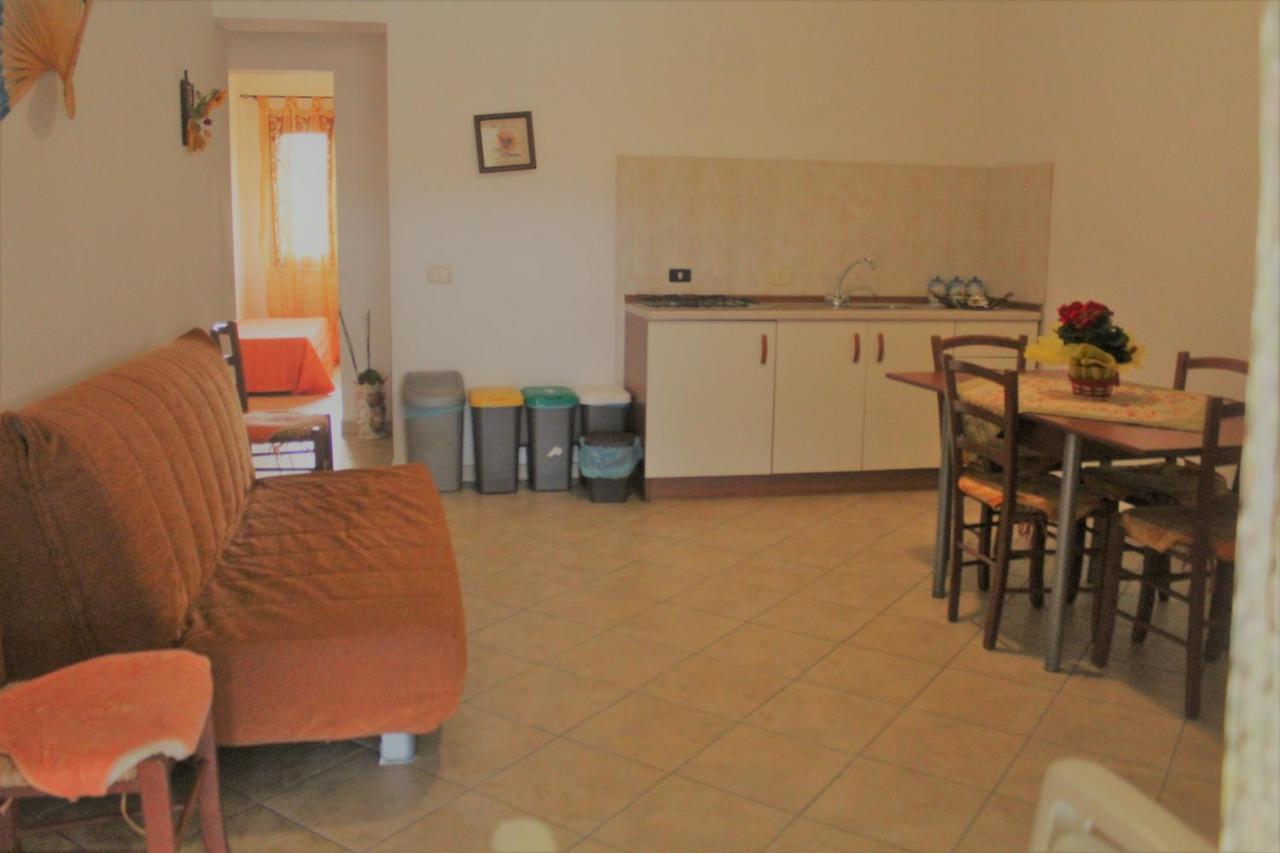 Hibiscus Apartment Marausa Luaran gambar
