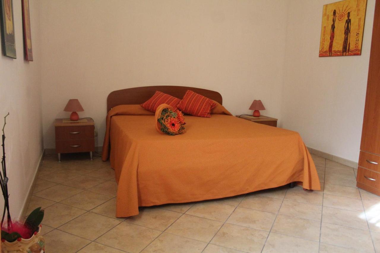 Hibiscus Apartment Marausa Luaran gambar