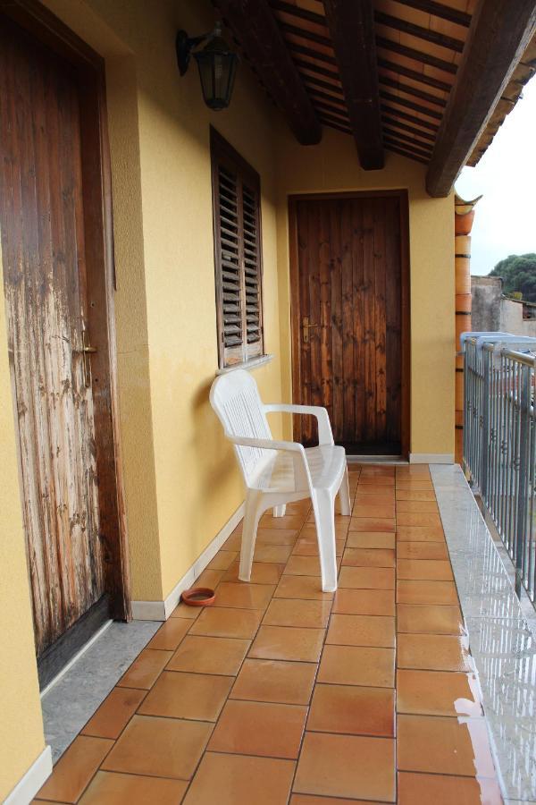 Hibiscus Apartment Marausa Luaran gambar